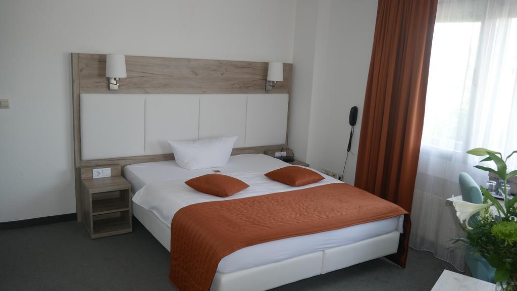 Komfort Hotel Ludwigsburg Dış mekan fotoğraf