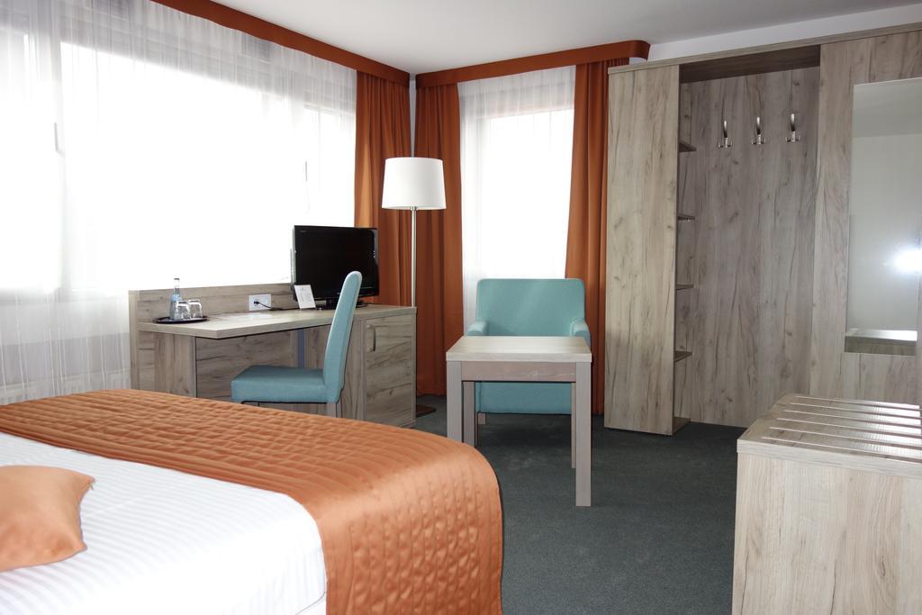 Komfort Hotel Ludwigsburg Dış mekan fotoğraf